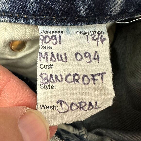 Modern American Bancroft Doral Wash Distressed Jeans Size 26 - Picture 6 of 6